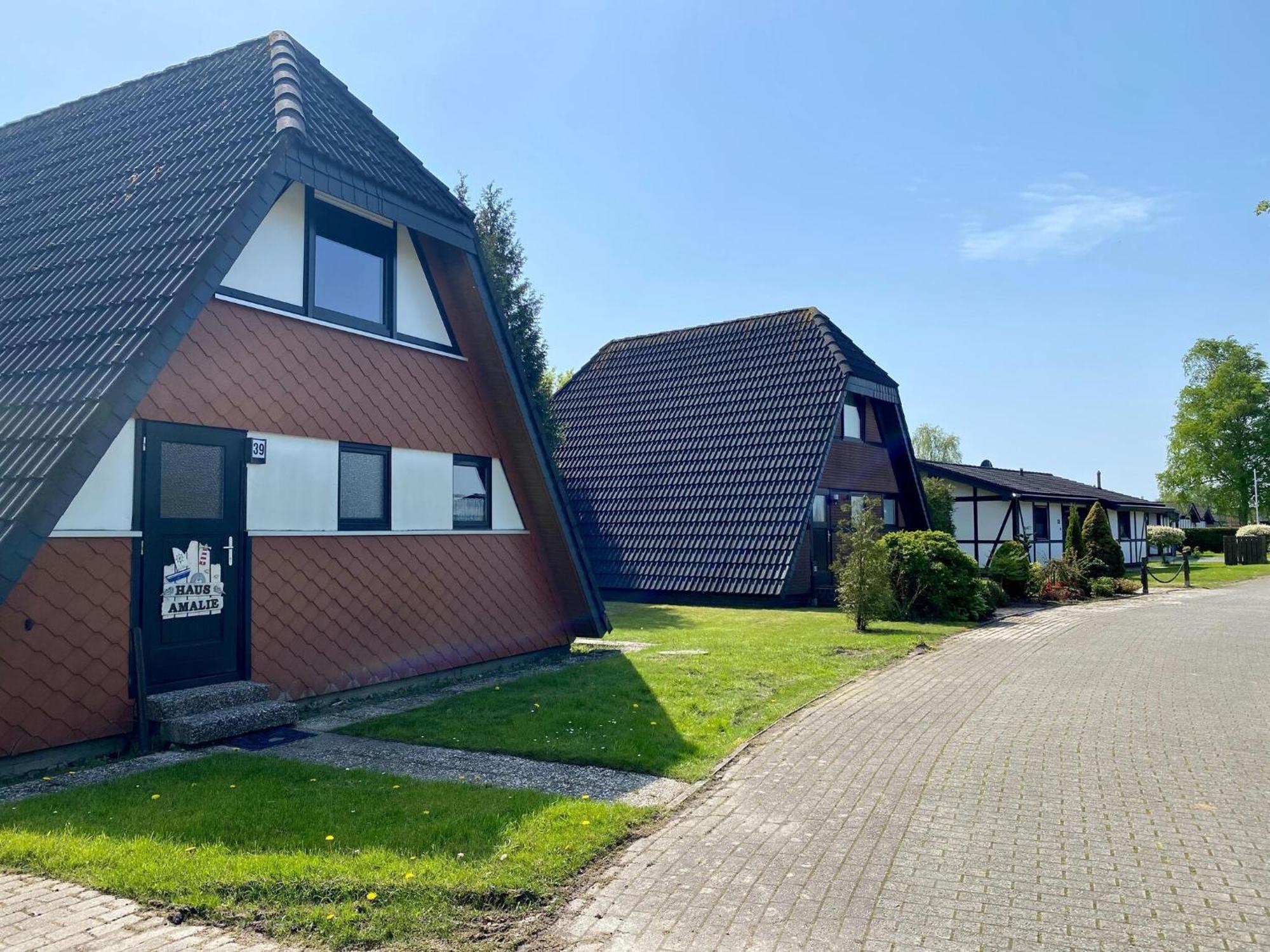 Ferienhaus Amalie, Бурхафе Экстерьер фото